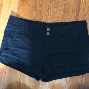 Express size 6 black shorts